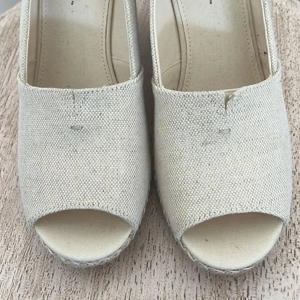 TOMS Michele slip on Espadrille Wedge Pump, Gold Metallic, Open toe, 10,‎ NWOB